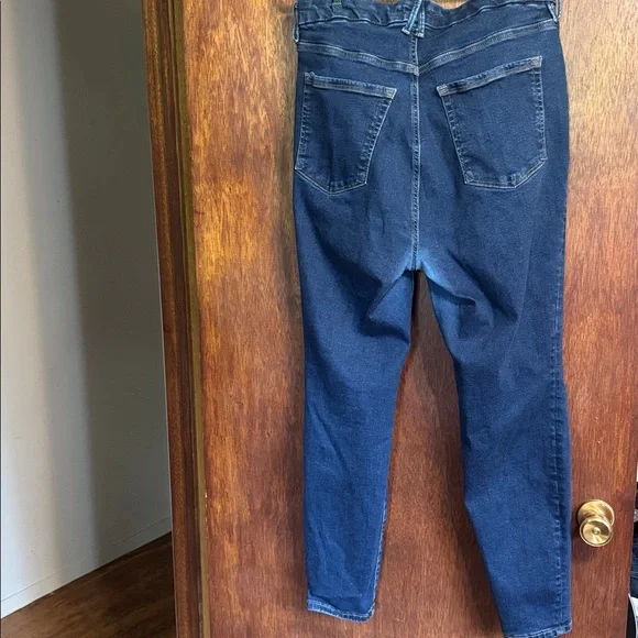 Good American Always Fits Good Legs Skinny Jeans - Women’s size 14-18 - Picture 9 of 10